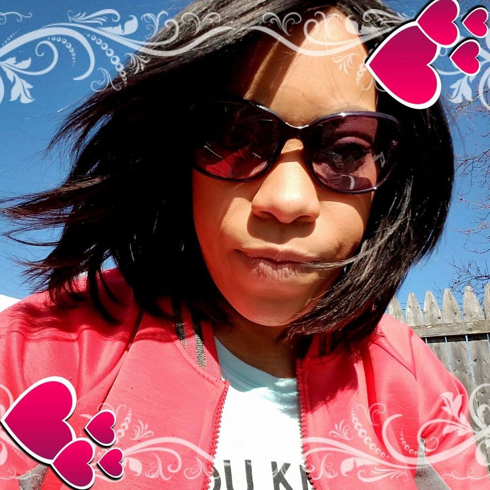 Meet your Posher, Maleka